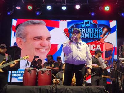 Épico concierto merengue en Ciudad Juan Bosch