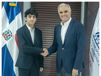 Estudiante desarrolla portal sobre obra de Frank Moya Pons