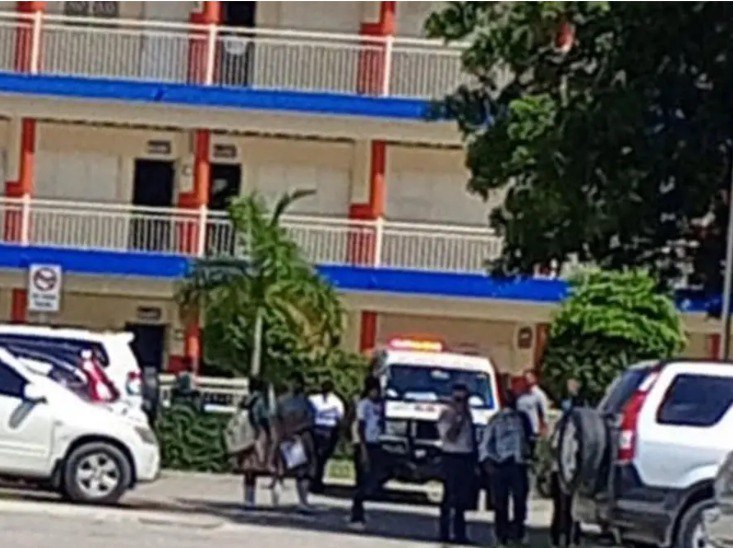 Estudiantes de liceo en Barahona intoxicados por presunta sustancia química