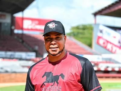LIDOM: Gigantes reciben a Peralta y a Mercedes en sus prácticas