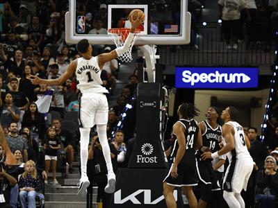 NBA: Spurs, Thunder, Sixers y Bulls siguen invictos