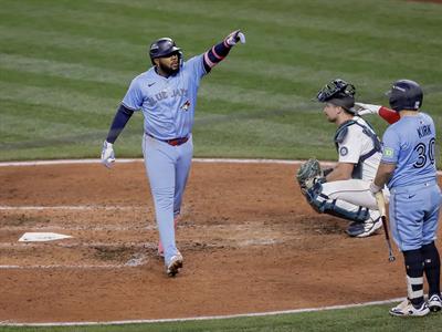 Vladdy Jr. responde a la apuesta de una década para relanzar a Toronto