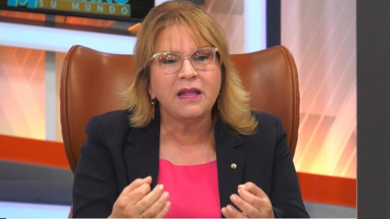 Yadira Henríquez se despide del Plan Social tras cinco años de gestión