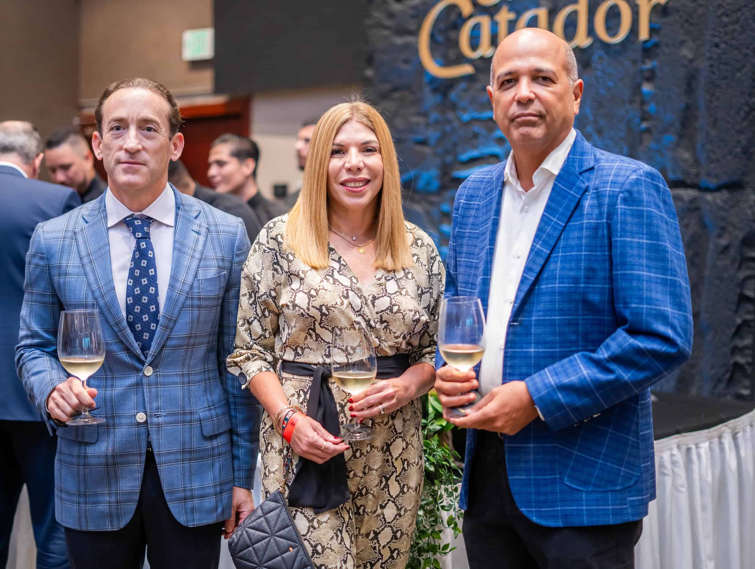 Piero Bonarelli, Jacqueline Nivar y Roberto Yépez.