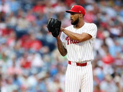 Caminero y Sánchez ganaron más por desempeño que por salarios