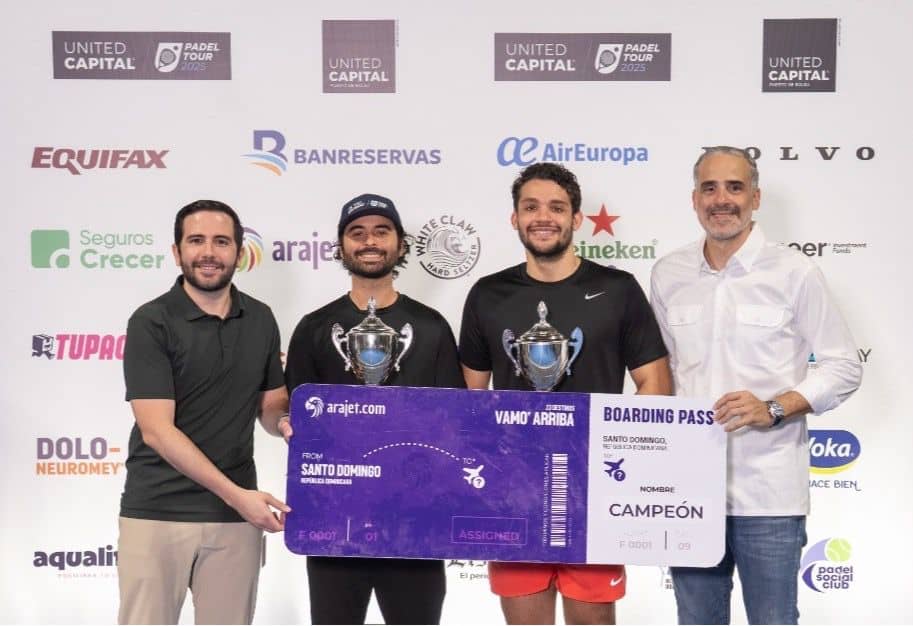 Miguel Iglesias, Julio Fernández, Kelvin de Jesús y Oscar Saladin.