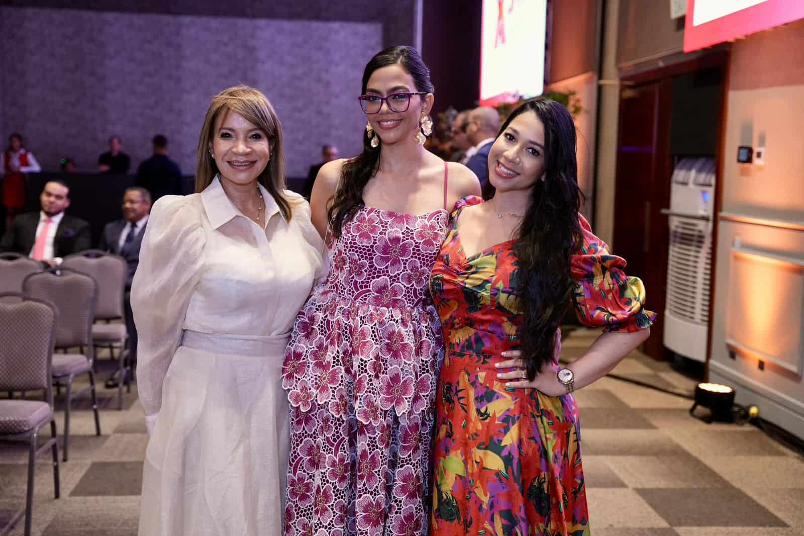 Sorivel Álvarez, Edwina Luna e Indhira Zabala.