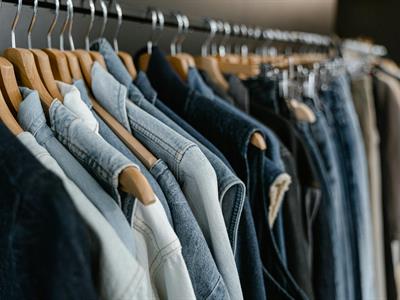 ¿Cómo ganar espacio en tu armario?