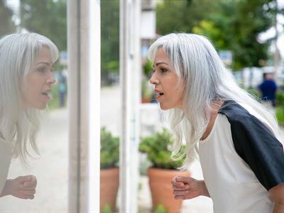 Cómo las canas pueden ser un signo de las defensas contra el cáncer