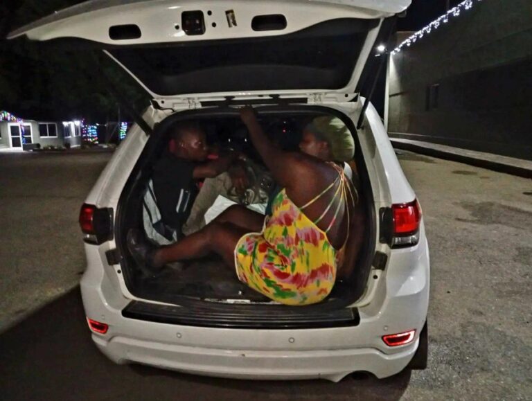 Ejército ocupa jeepeta y detiene a nueve haitianos en operativo en Dajabón