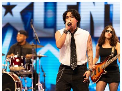 El rockero que rompió esquemas en Dominicana`s Got Talent