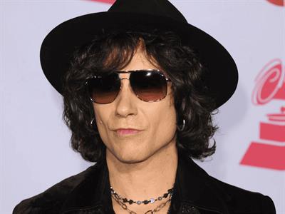 Latin Grammy: Mon Laferte, Nicki Nicole y Bunbury se presentarán