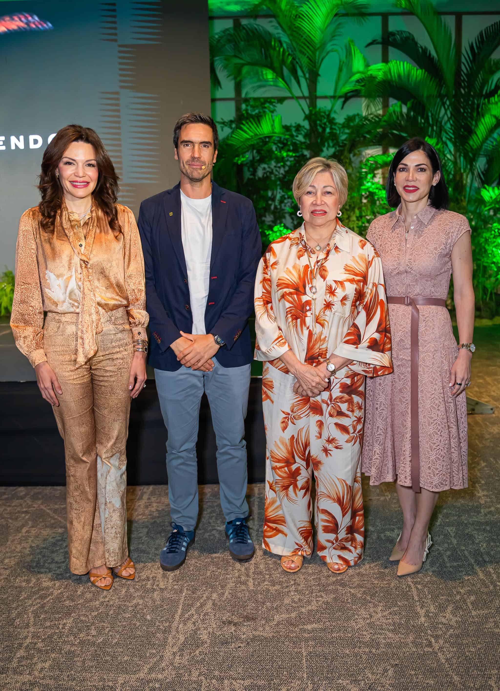 Noelia García de Pereyra, Jaime Rojo, Violeta Mazara y Sabrina Andújar.