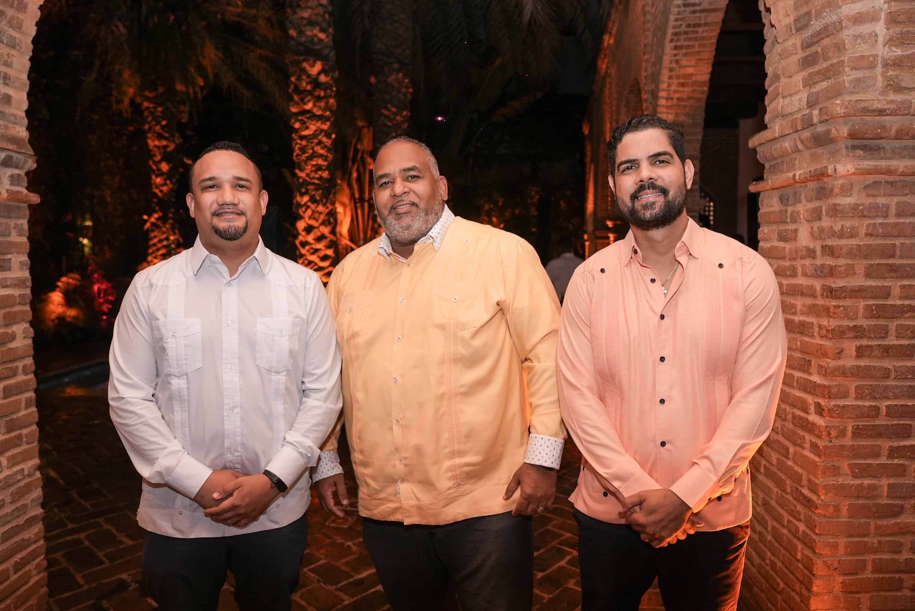 Randy Frometa, Noé Susana y Anderson Sánchez.