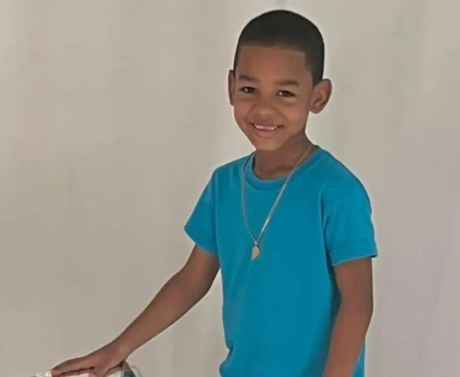 Niño muere atropellado en Palo Verde por motorista que hacía piruetas calibrando