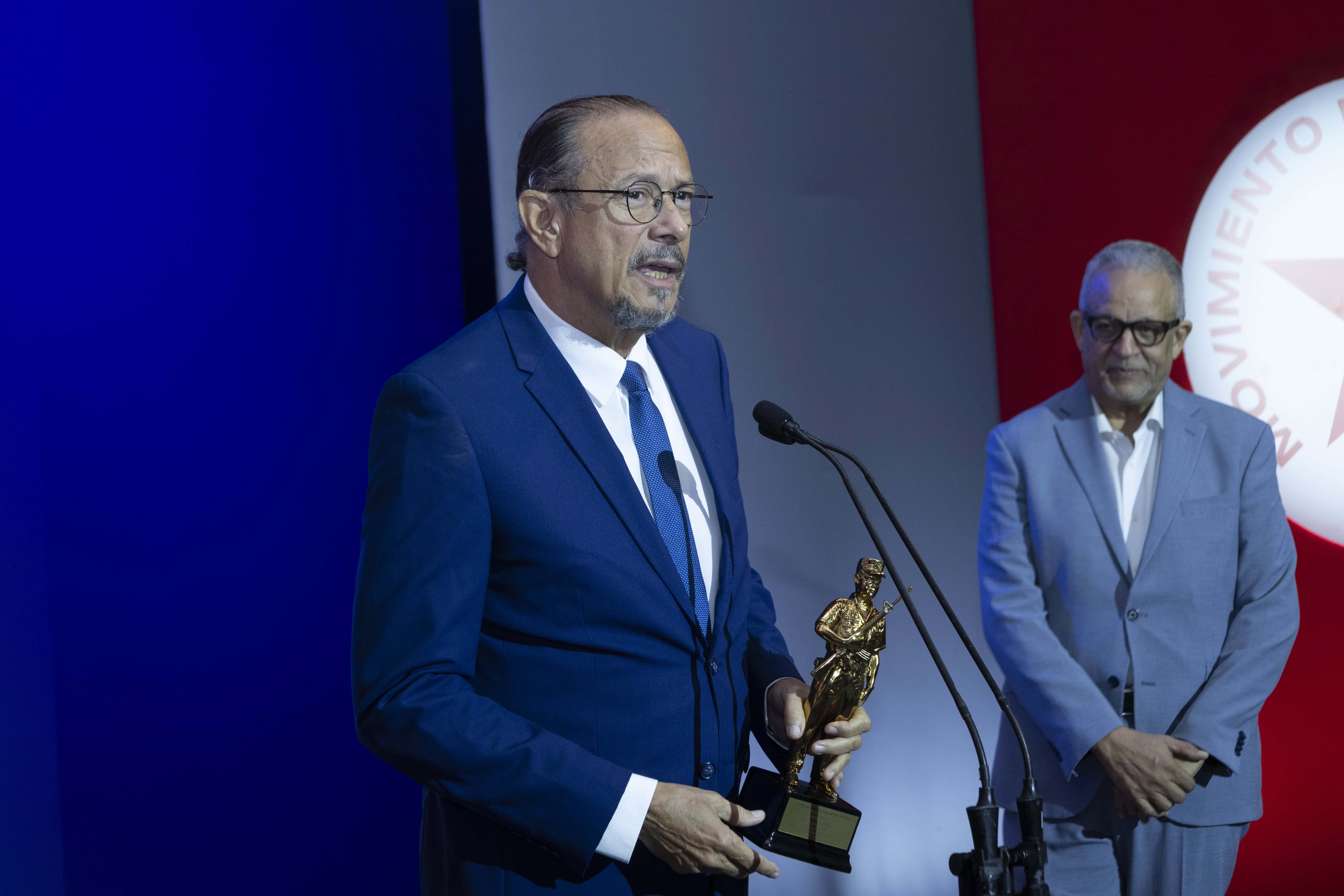 José Antonio Rodríguez ofreció unas breves palabras de gratitud por El Venturoso.