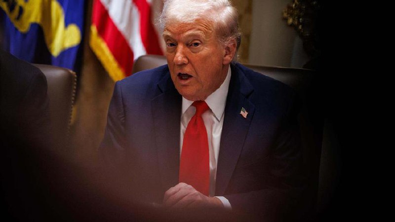 Trump afirma que los días de Maduro están contados, pero descarta intervención militar