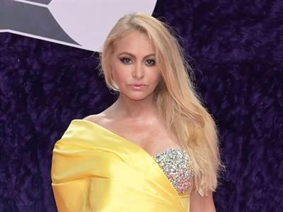 Amigos de Paulina Rubio contradicen versiones de supuesto desalojo