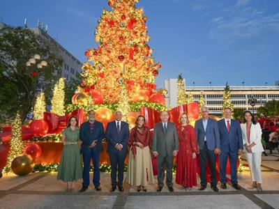 Banco Central enciende la Navidad