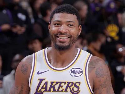 Base de los Lakers Marcus Smart es multado por insultar a árbitros
