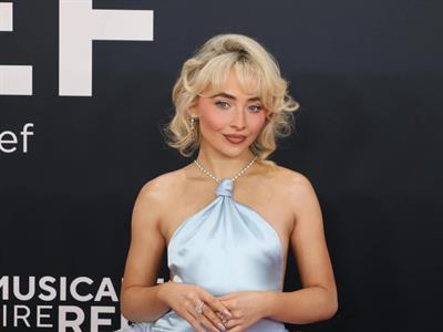 ICE utiliza canción Juno de Sabrina Carpenter en video oficial