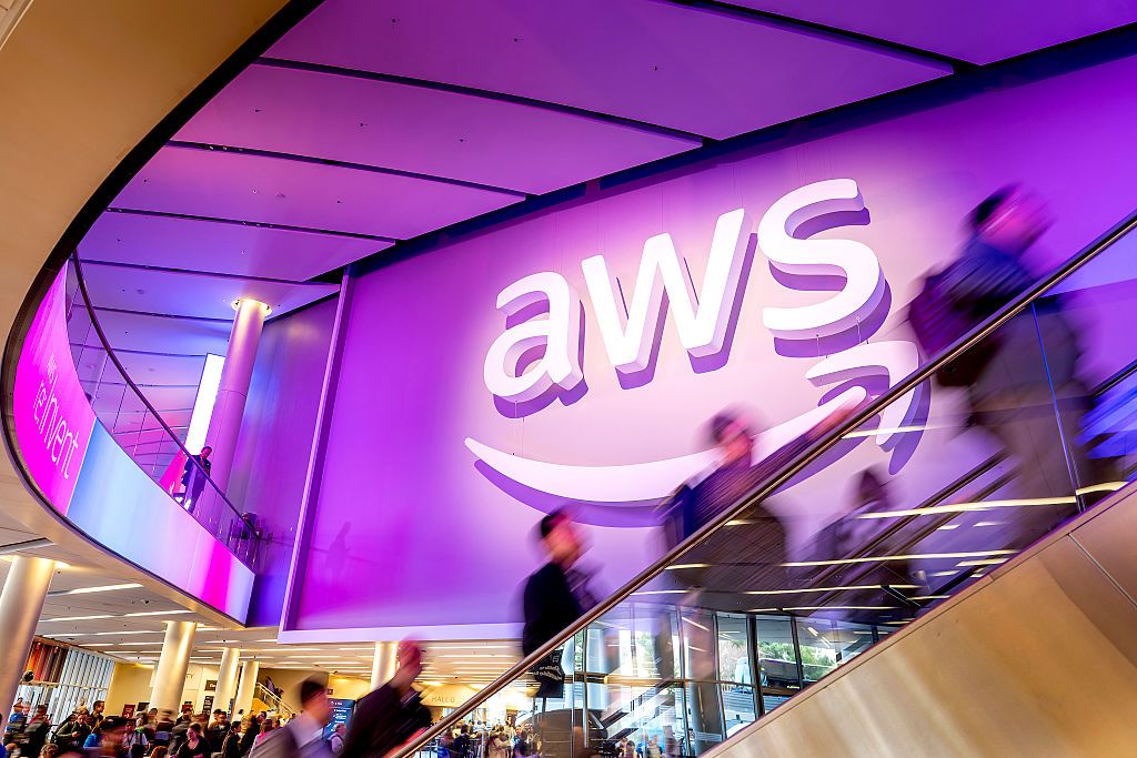 La nueva generación de la IA Nova de Amazon ofrece algo único a las empresas: personalización desde el preentrenamiento