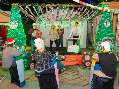 La Ruta navideña del Centro León invade Santiago