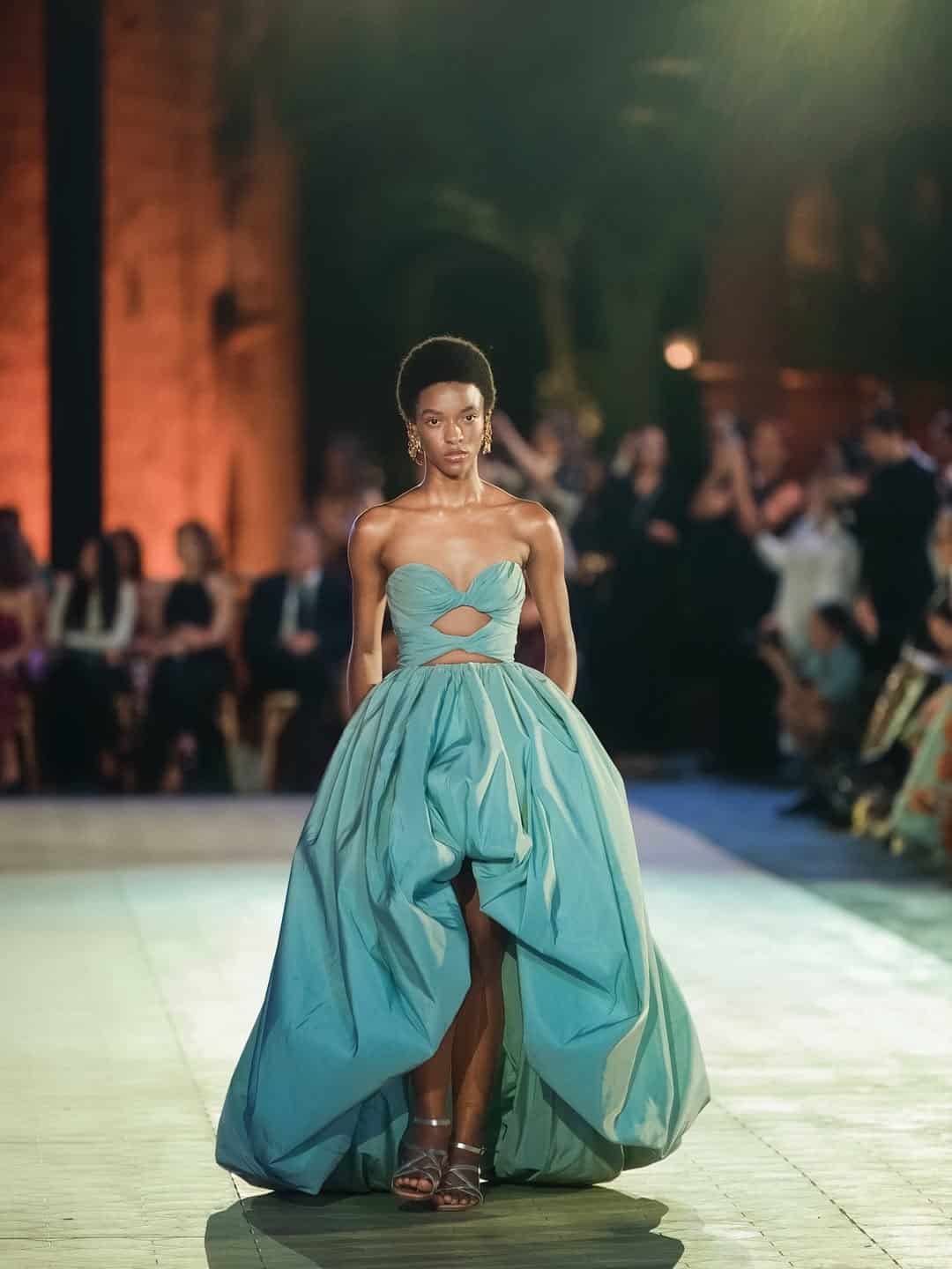 Desfile Pre-Fall 2026 de Óscar de la Renta en la Fortaleza Ozama.