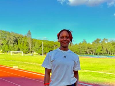 Liranyi Alonso corona un año de ensueño: pacto multianual con Adidas