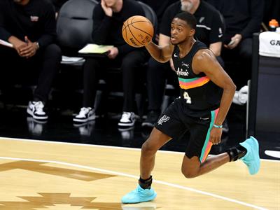 Los Spurs amplían su dominio sobre el Thunder, campeón NBA