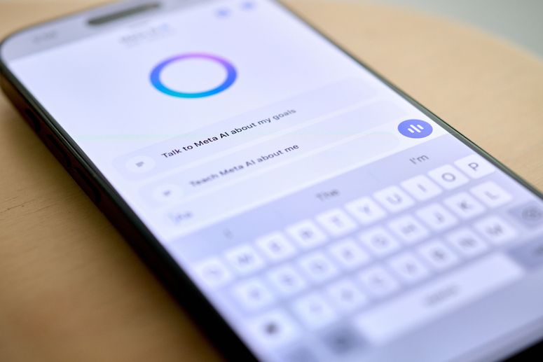 Meta IA alianzas medios 2225880798