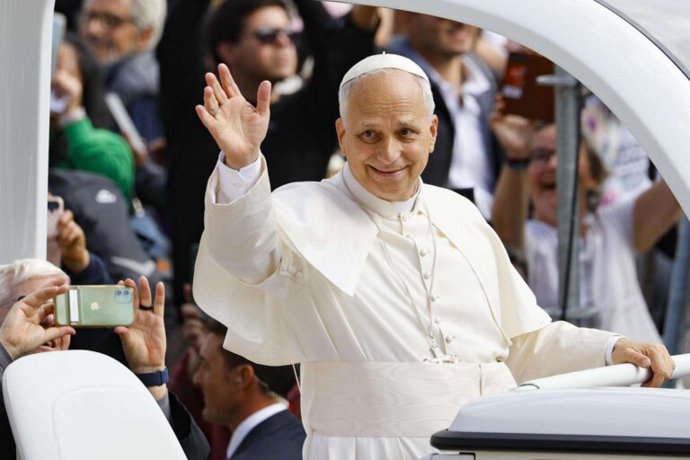 Papa pide 24 horas de paz en Navidad