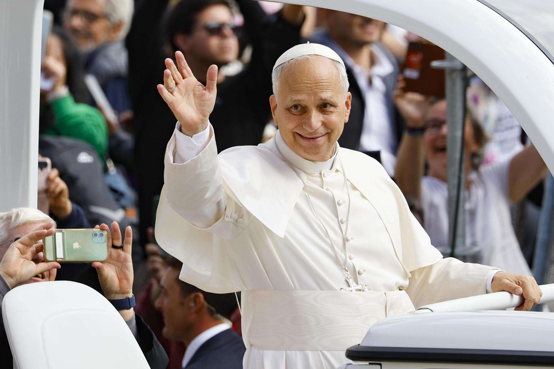 Papa pide 24 horas de paz en Navidad