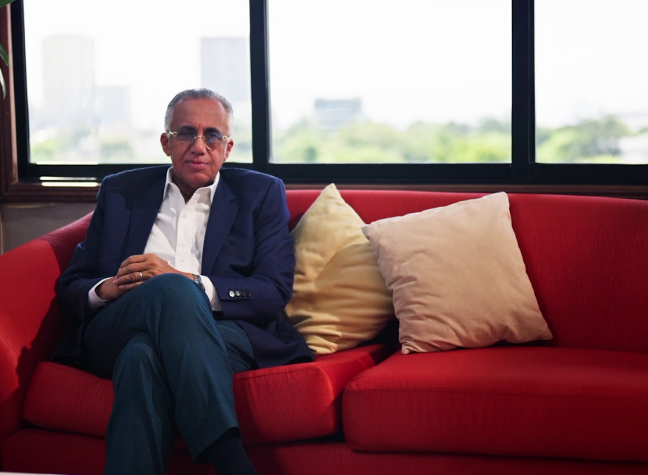 Luisín Mejía, comunicador.