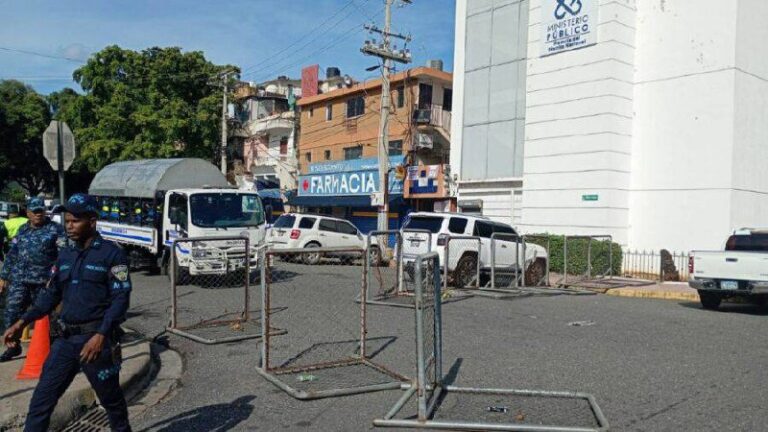 Policía acordona el Palacio de Justicia por audiencia de caso Cobra