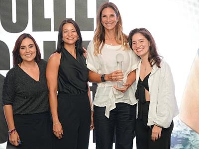 Porsche Center Santo Domingo une pádel y velocidad