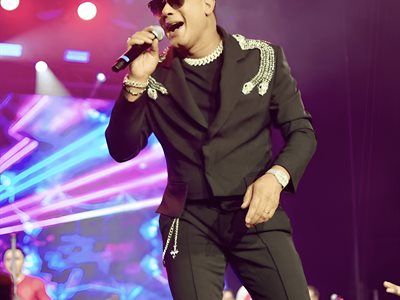 Raulín Rodríguez agotó dos funciones en la Gran Arena del Cibao